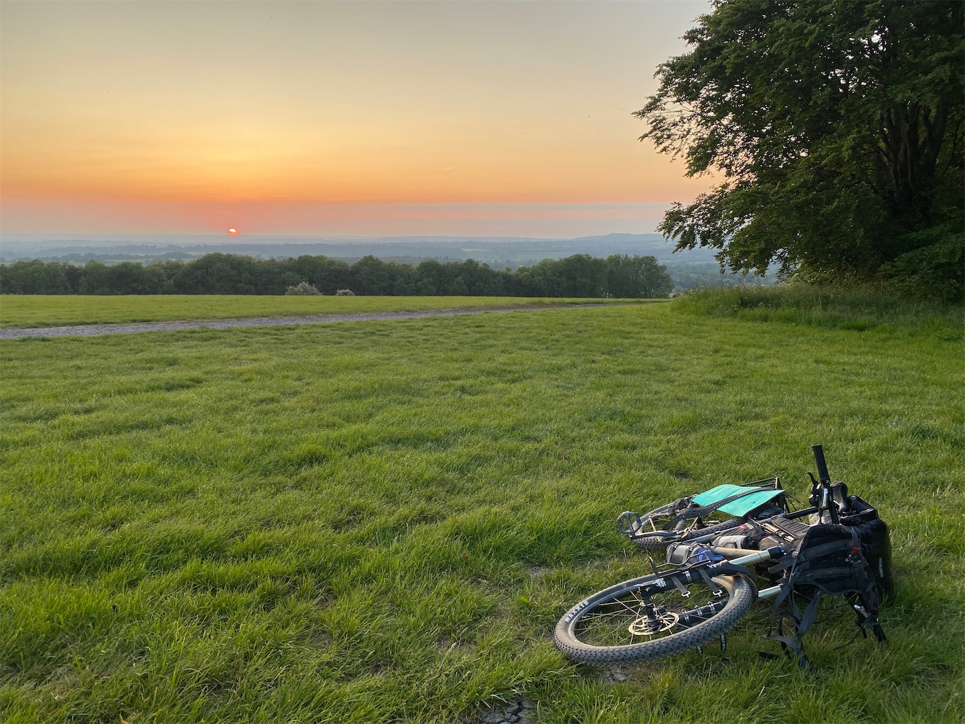 Wasn't the spot I'd planned to bivvy, but it was one of few areas on day one that I felt comfortable sleeping, as it skirted Salisbury Plain for so long. And it turned out to be a great, if windy, spot.